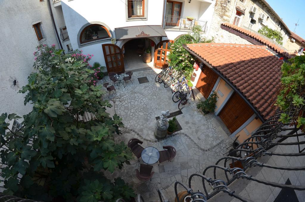 Guesthouse Koren At Winery Vipava Room photo